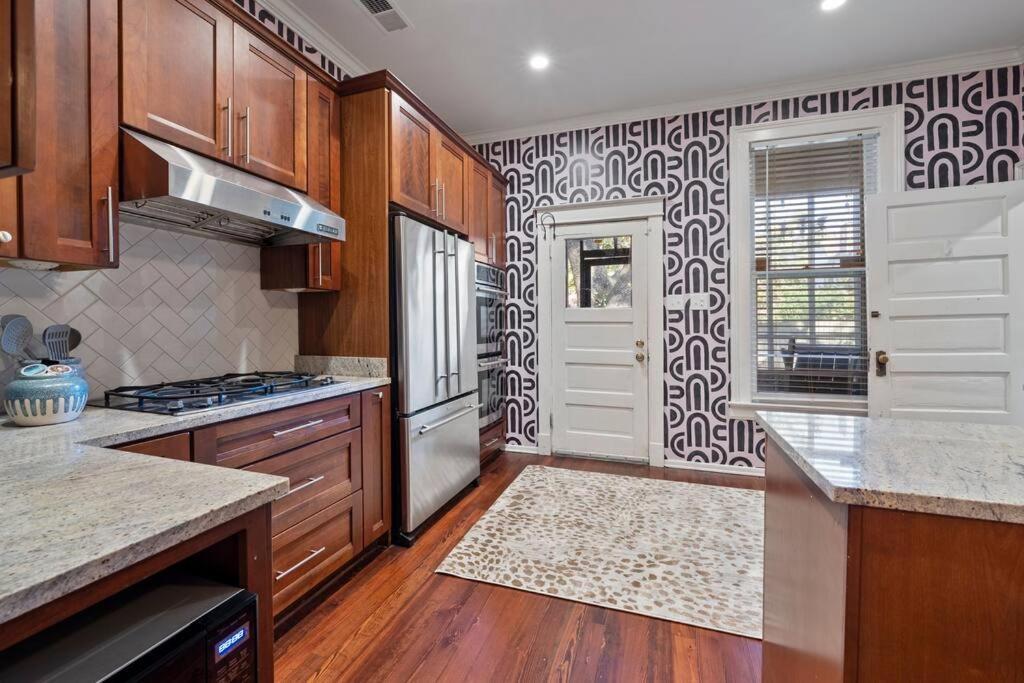 Large Historical Home W/ Fire Pit, Chef Kitchen. Memphis Exterior photo